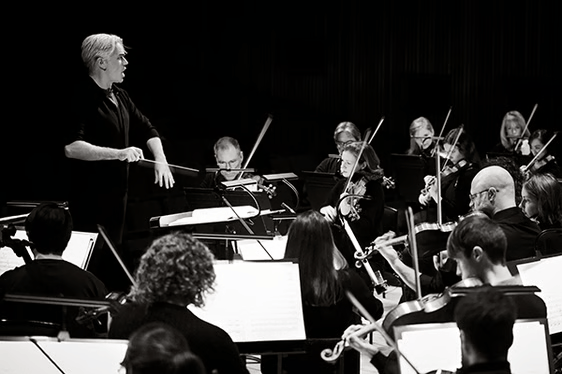 London Philharmonic Orchestra: Lessons in Love and Violence